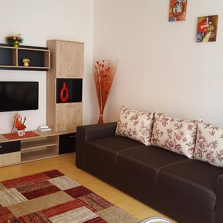 Apartament Maria Floreşti Buitenkant foto